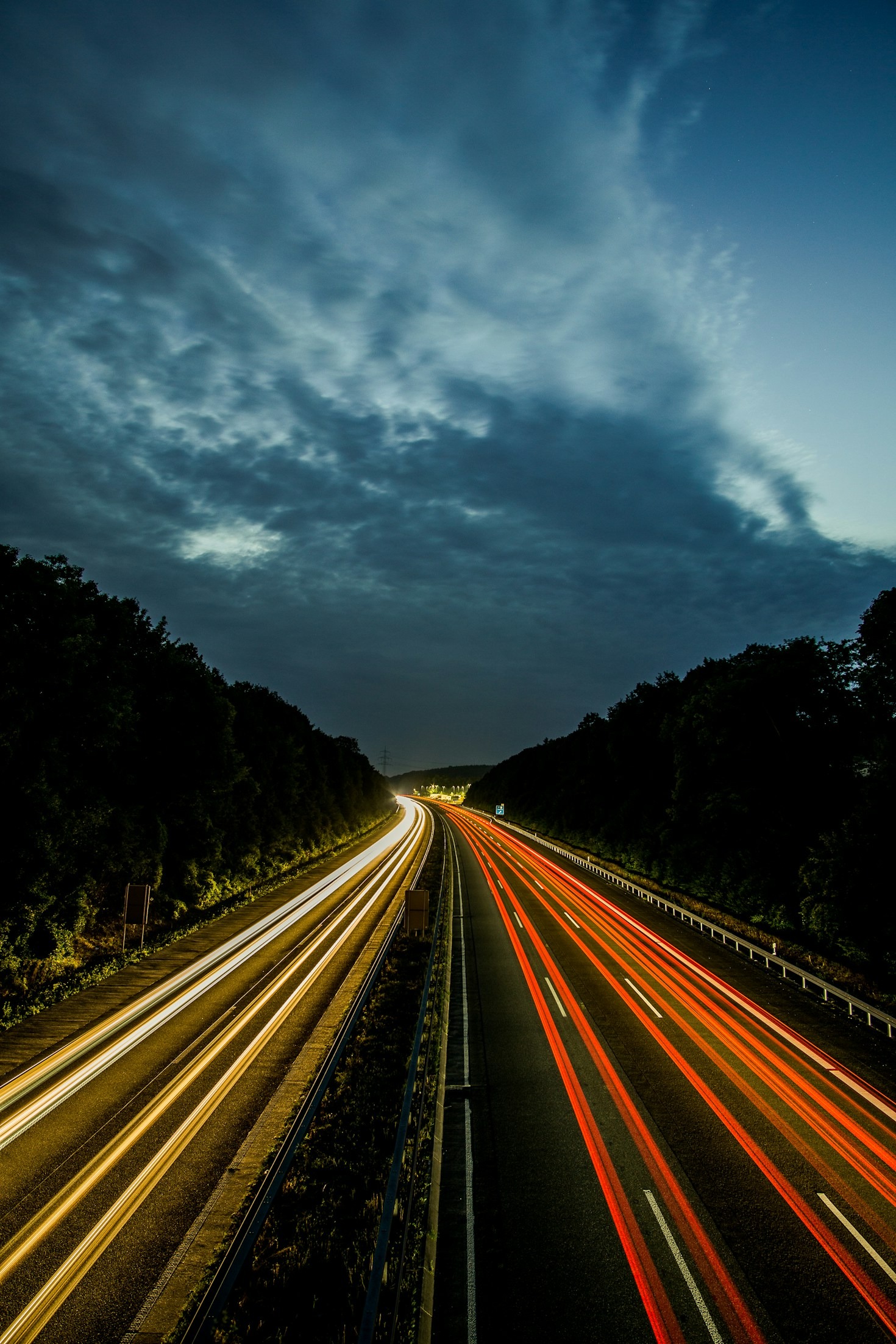 Elektromobilität im direkten Vergleich zur Verbrennertechnologie