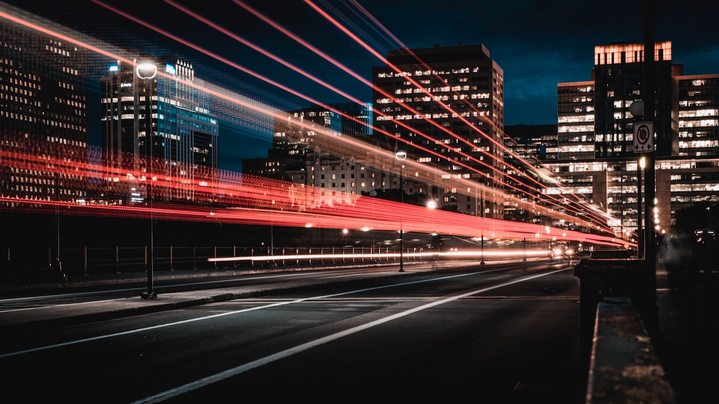 Wie smarte Systeme unsere Straßen entlasten
